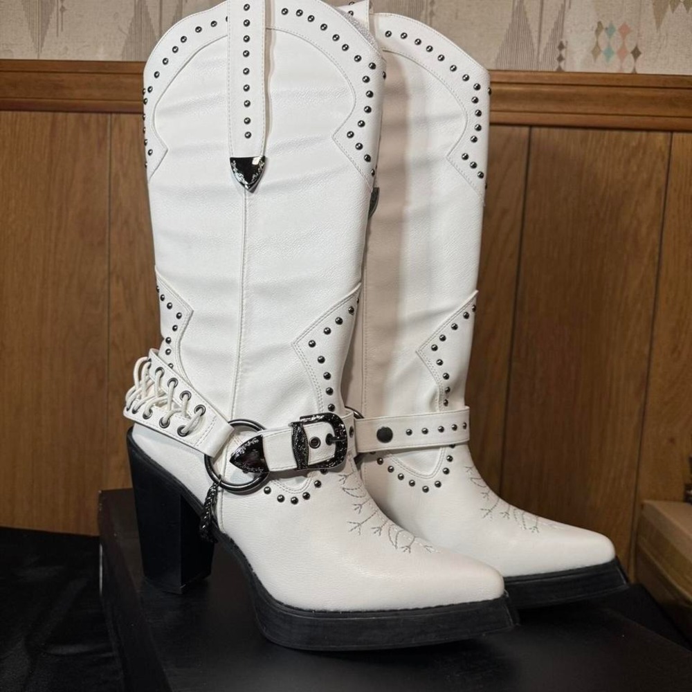 Dolls Kill White studded western cowboy boots with buckles Size 9‎ BRAND NEW
